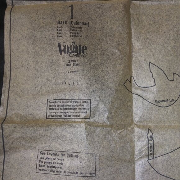 Vintage VOGUE Advent Calendar and Ornaments Christmas Pattern UNCUT #2794 - Picture 2 of 16